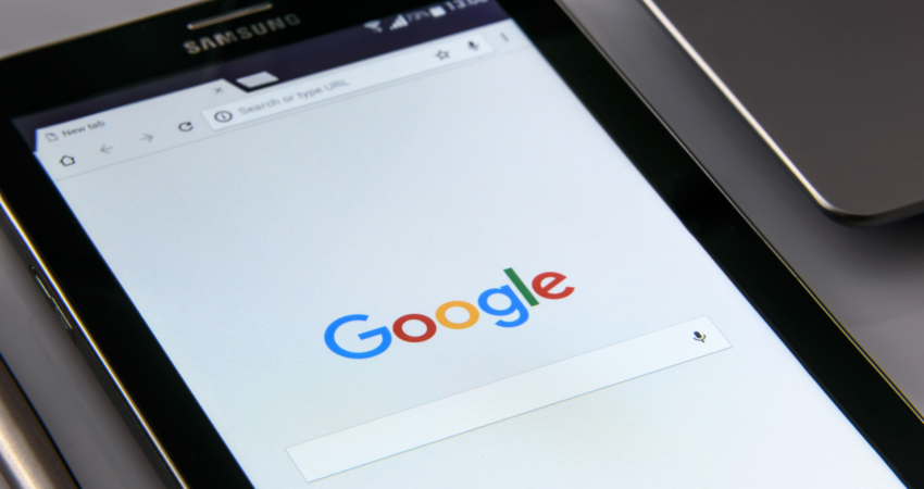 Banner sobre cómo escribir anuncios en Google Ads